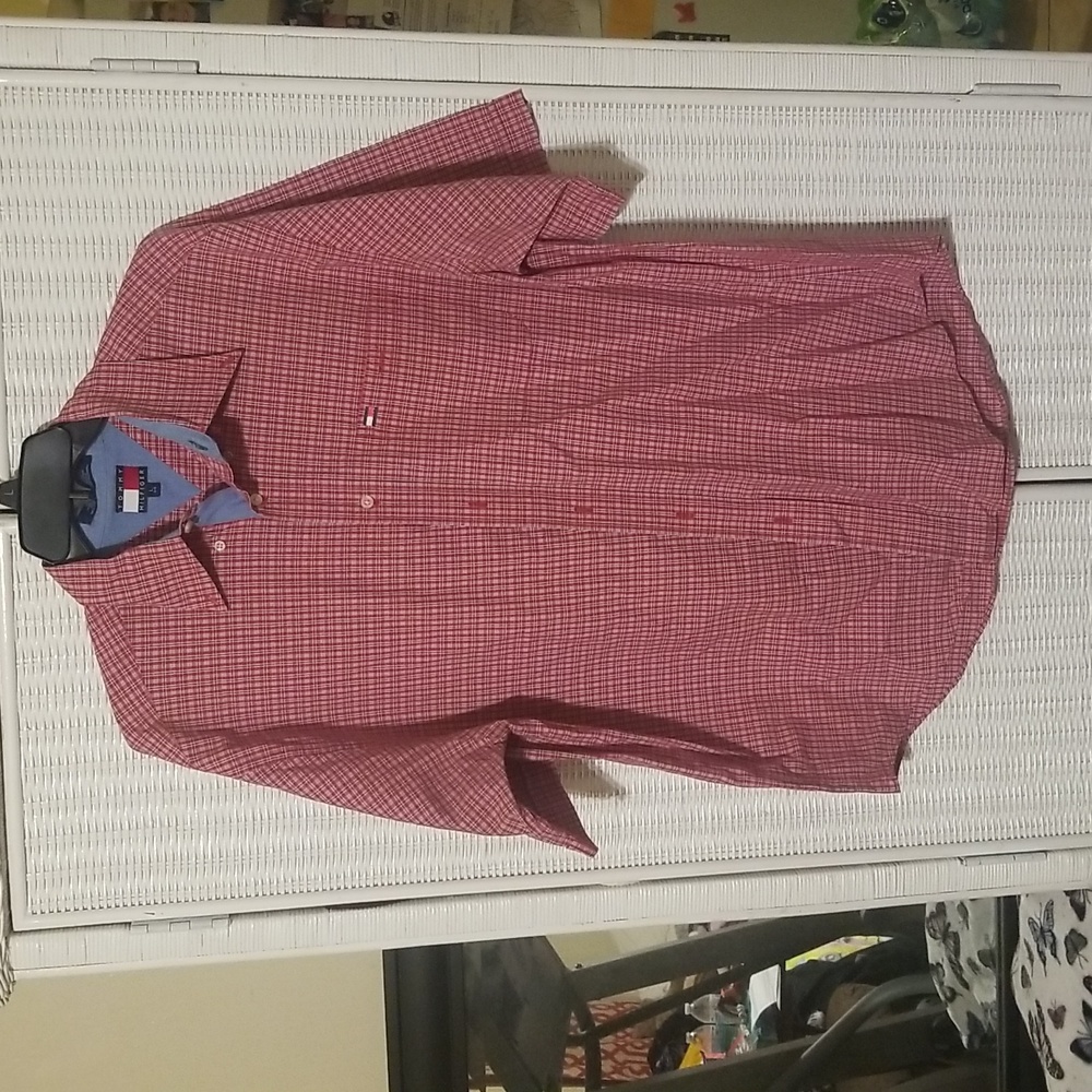 Men's Vintage Tommy Hilfiger Large Red/Blue/White Plaid Short Sleeve Button Down